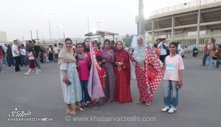 سفر دو روزه هواداران زن پرسپولیس از میناب به قزوین برای تماشای بازی تیم محبوب‌شان