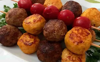 کباب تابه‌ای قلقلی دورنگ: دستور پخت یک غذای خوشمزه و مجلسی