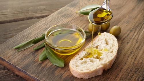 مصرف روغن زیتون قبل از کربوهیدرات‌ها تاثیر شگفت‌انگیزی بر قند خون دارد