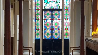 سفر به دنیای خیال‌انگیز لیسبون؛ تماشای زیباترین درهای چوبی با سبک معماری خیره‌کننده آرت نوو