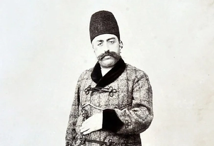 تصویری از مظفرالدین شاه قاجار در لباس نظامی پیش از پادشاهی