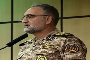 امیر دریادار بمانی: روایت حماسه ناوشکن دنا به نسل‌های آینده منتقل شود
