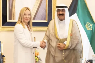 استقبال غیرمعمول امیر کویت از نخست‌وزیر ایتالیا