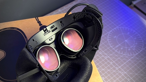 Valve در حال آزمایش Steam Frame OLED است، اما کاربران نگران زمان طولانی انتظار هستند