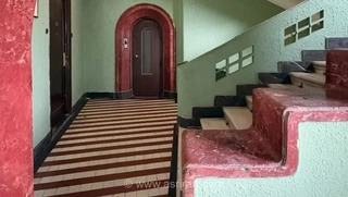نمایی از معماری آرت دکو در بلگراد؛ ساختمانی از دهه ۱۹۳۰ میلادی