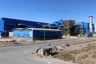 کارگران فولاد ازنا در انتظار بازگشت به کار؛ خطوط تولید آماده، سرمایه در گردش مفقود است
